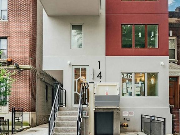 3rd image of 146 Linden Blvd #2Z