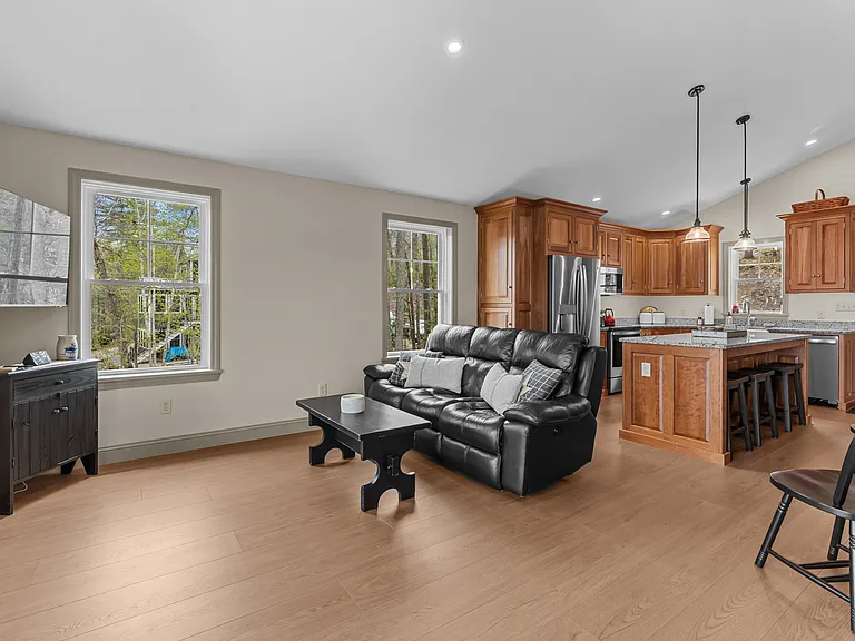 1296 W Shore Dr — Photo 11