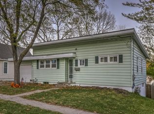 327 N 1st St, Council Bluffs, IA 51503