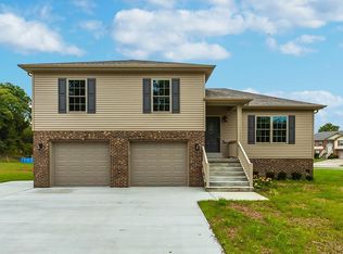 978 Scaffold Cane Rd, Berea, KY 40403