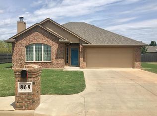 869 Phils Way NW, Piedmont, OK 73078