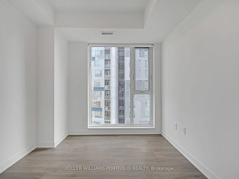 130 River St #1302 — Photo 28