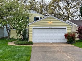 26142 Raintree Blvd, Olmsted Falls, OH