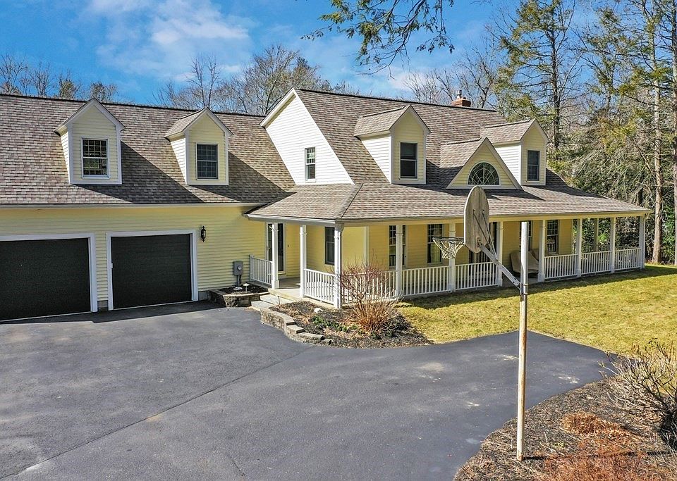 13 Brookstone Rd Lakeville MA 02347 Zillow