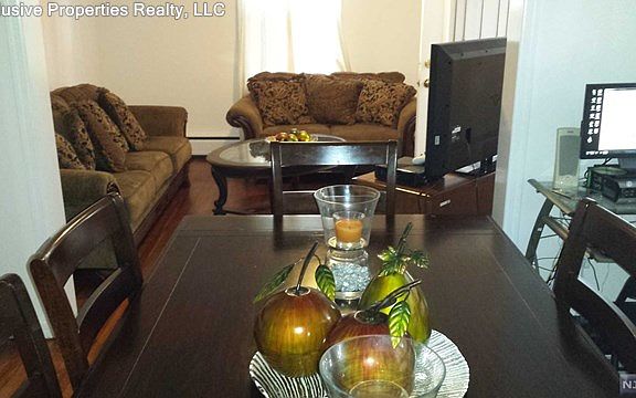 2nd image of 7 Albert Ave #1