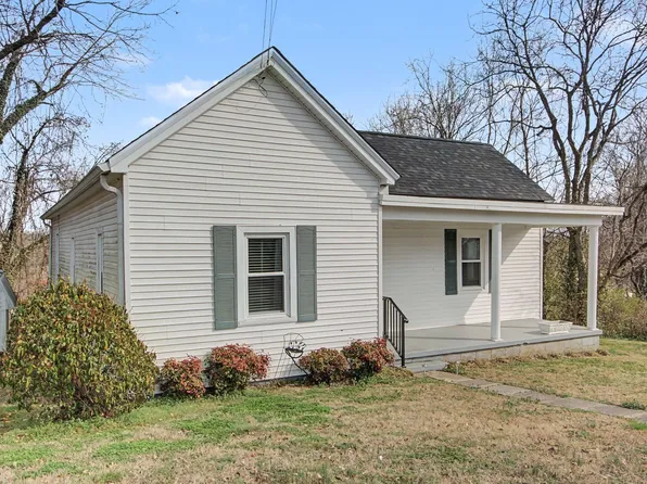 704 Fleming St, Columbia, TN 38401