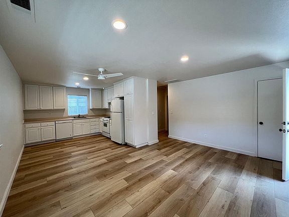 3rd image of 18800 Fairview Ln #A