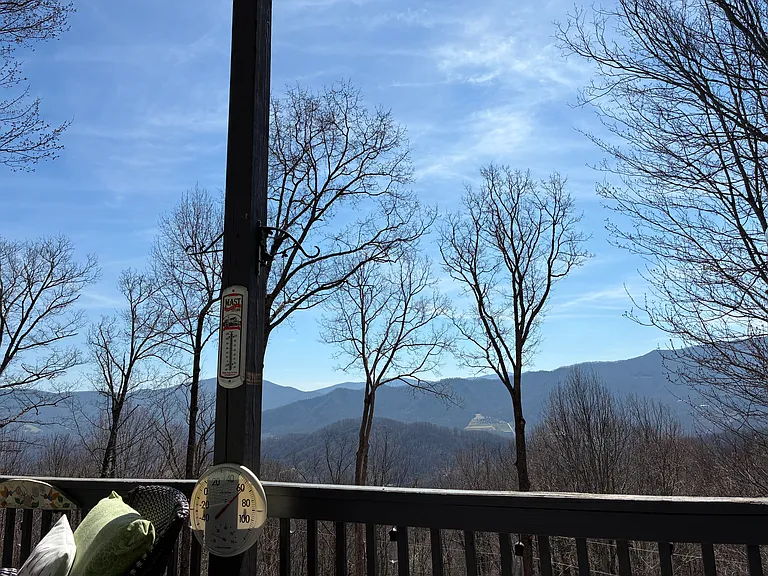 872 Mountainside Dr — Photo 12