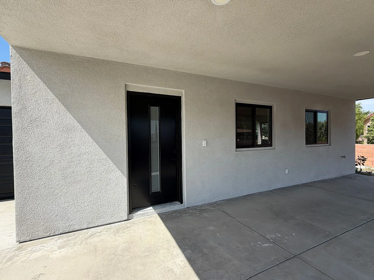 2 bed, 2.0 bath, 960 sqft, $2,750 — Photo 2