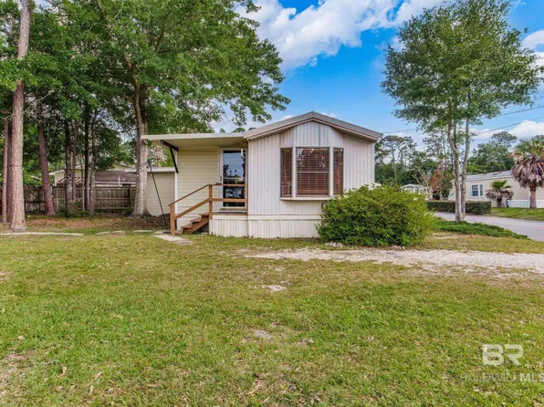 273 Defuniak Cir, Lillian, AL 36549