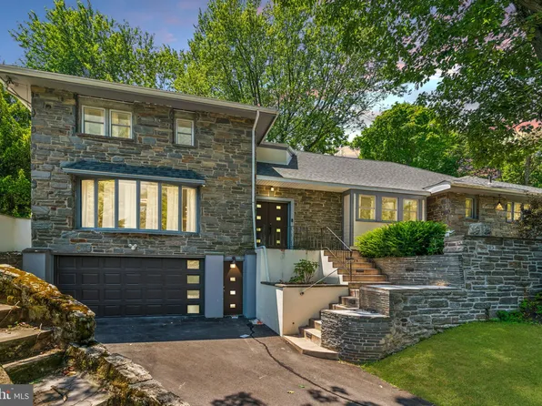 820 Hilton Ln, Elkins Park, PA 19027