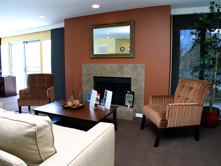 Timberleaf Apartments — Photo 8
