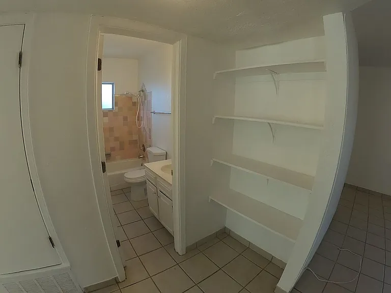 305 N Almendra St — Photo 5