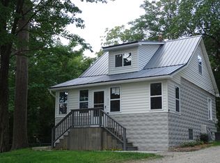 624 Bloomfield Dr, Lake Orion, MI