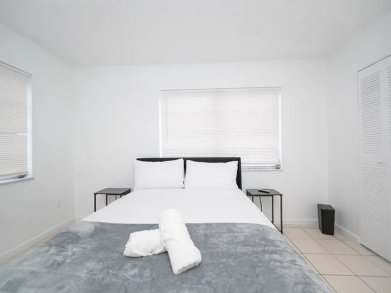 500 NE 26th St #3D-3D-5D — Photo 13