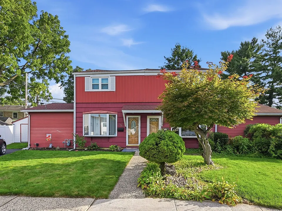 1403 Uelen Ct