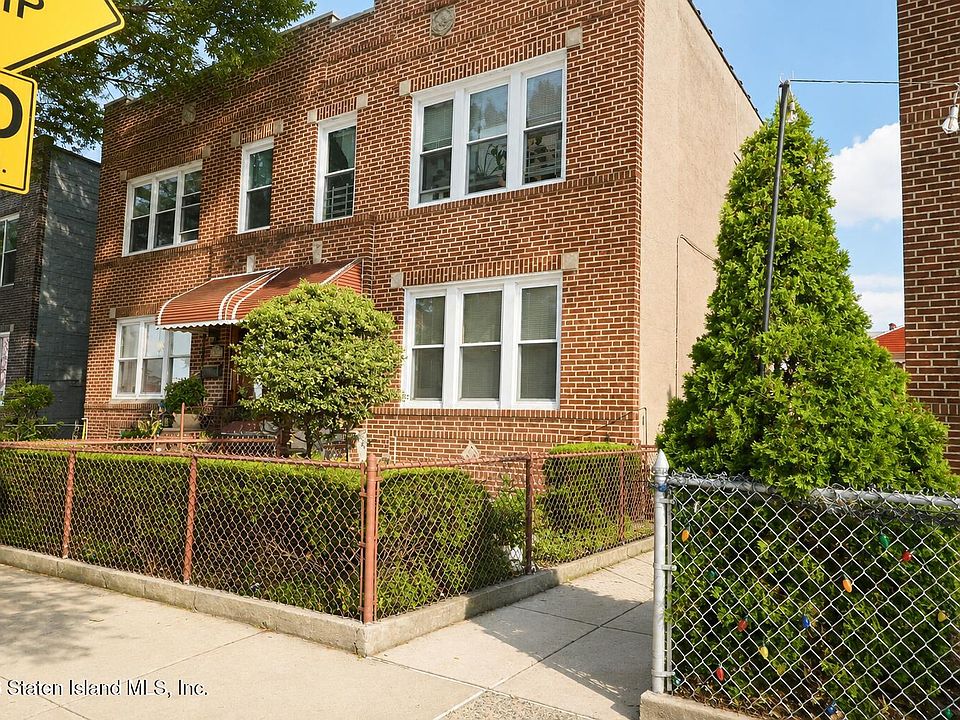 1st image of 2448 Crescent St