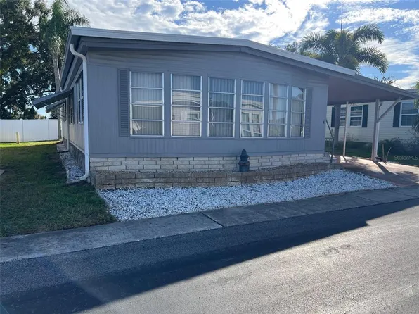 41 Royal Palm Cir, Largo, FL 33778