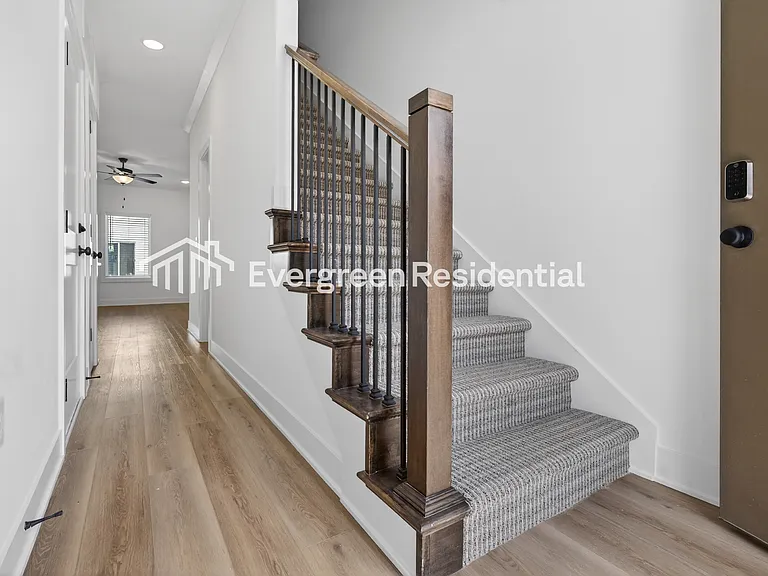 7044 NW 82nd St — Photo 25