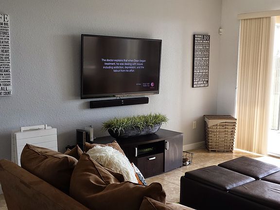 LARGE OPEN LIVING AREA