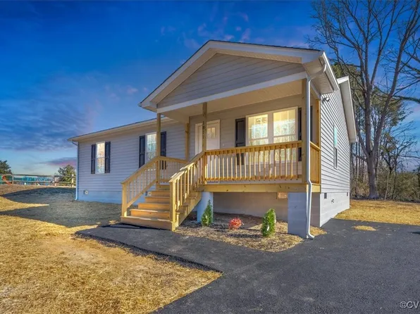 1811 Sunnyside Ave, Hopewell, VA 23860