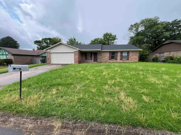 9313 Timber Valley Rd, Little Rock, AR 72204