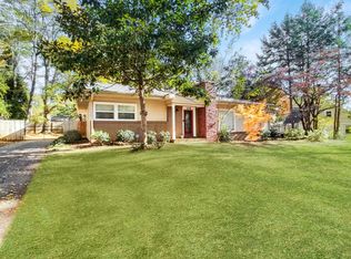 105 Nicholtown Rd, Greenville, SC 29607