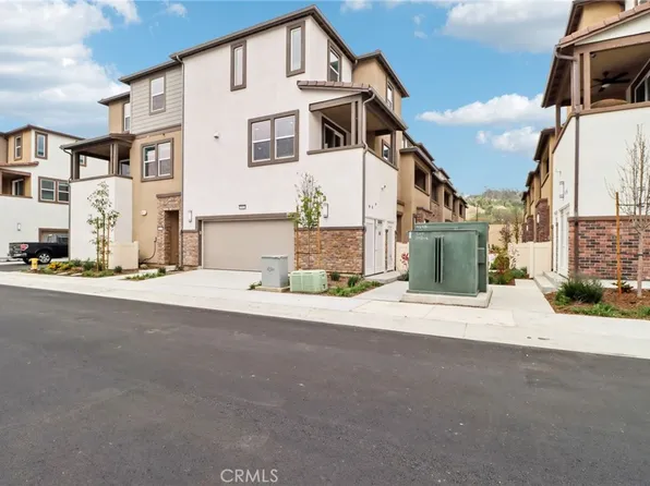 1541 Stratus Dr, Pomona, CA 91768