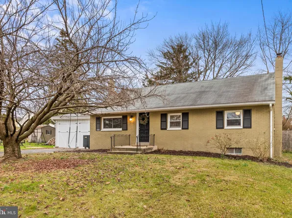 4402 Miller Dr, Mount Joy, PA 17552
