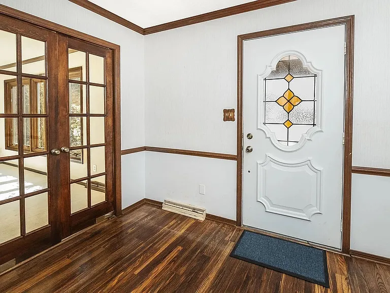 1209 E University St — Photo 12