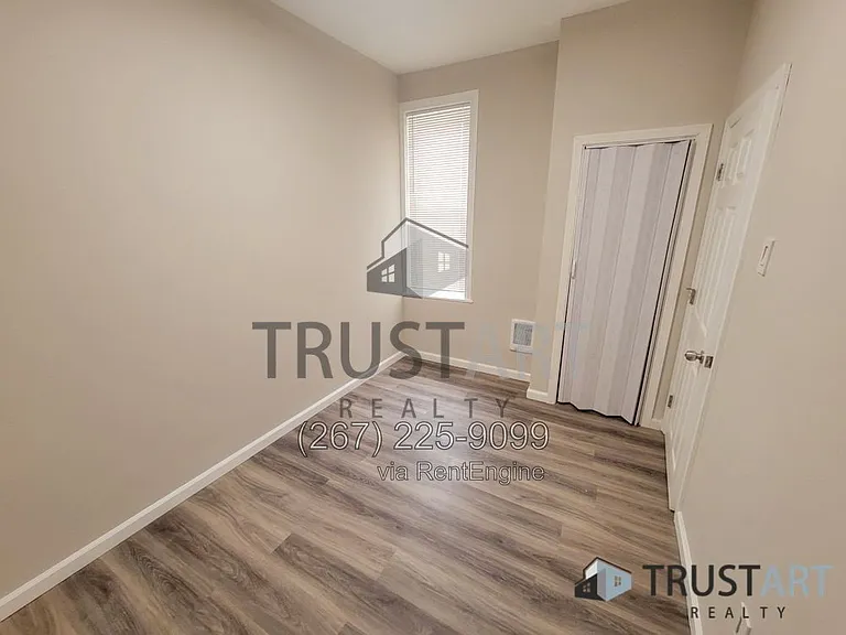 2538 N Gratz St #1 — Photo 11