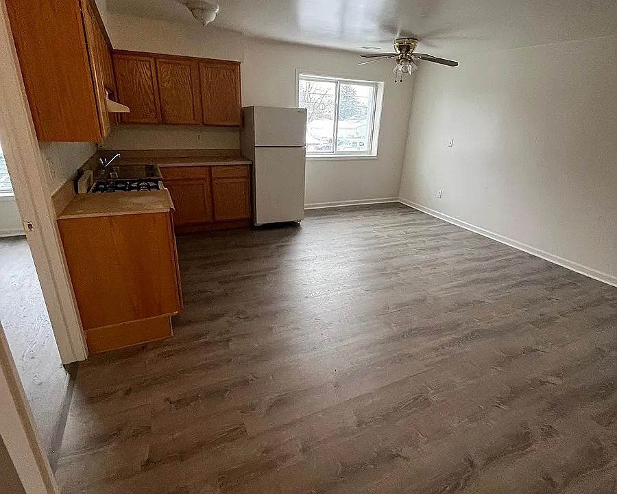 1st image of 4090 Huron St #7