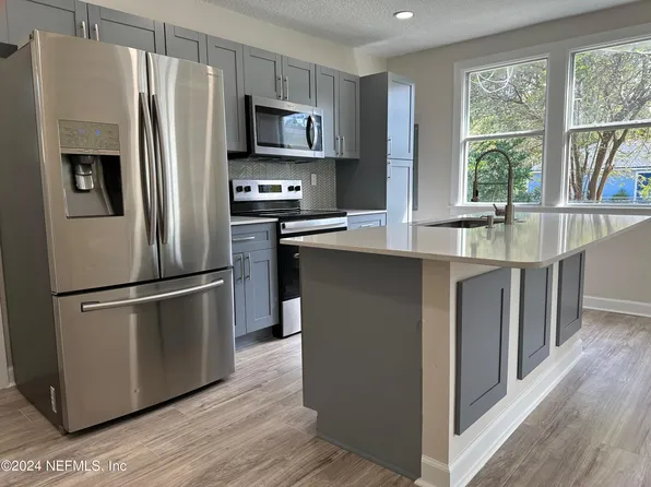 5803 PARIS Avenue, Jacksonville, FL 32209