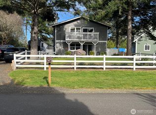 102 N Narwhal Loop NW, Ocean Shores, WA 98569
