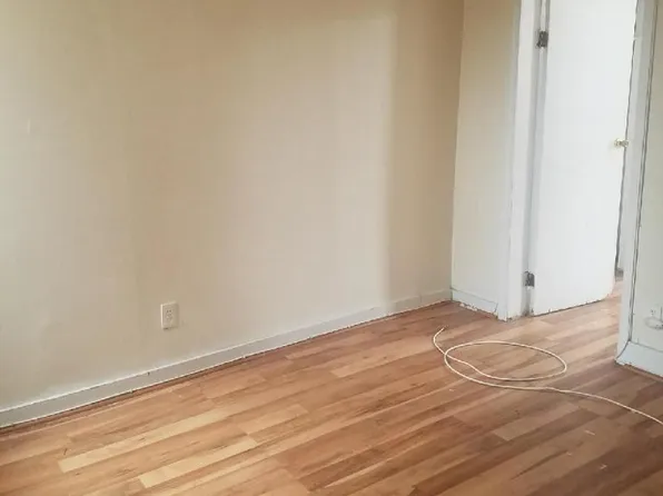 410 N Hobart St, Philadelphia, PA 19131