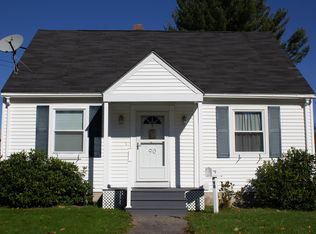 90 Crestmont Rd, Bangor, ME 04401