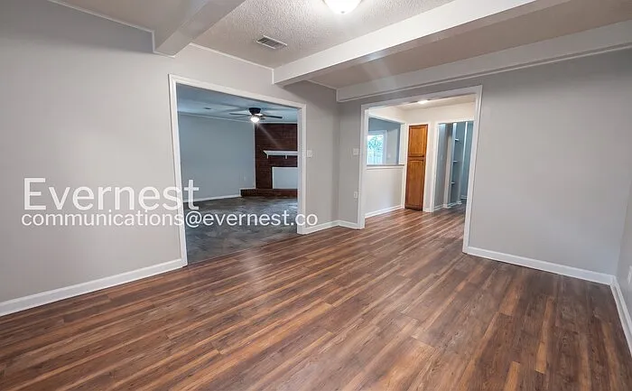 8474 Charleston Dr — Photo 8