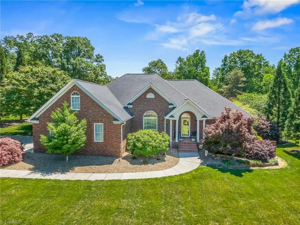 161 Bramble Way, Summerfield, NC 27358