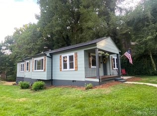 1015 Wright St SW, Lenoir, NC 28645