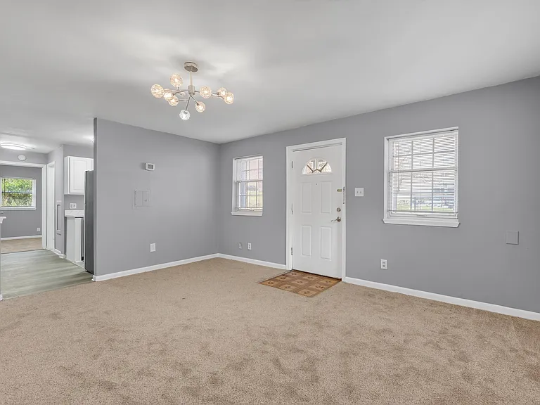 8216 Nolte Ave #4 — Photo 4