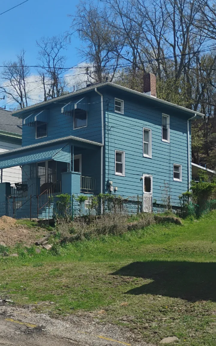 3 bed, 1.5 bath, 1150 sqft, $1,600 — Photo 2