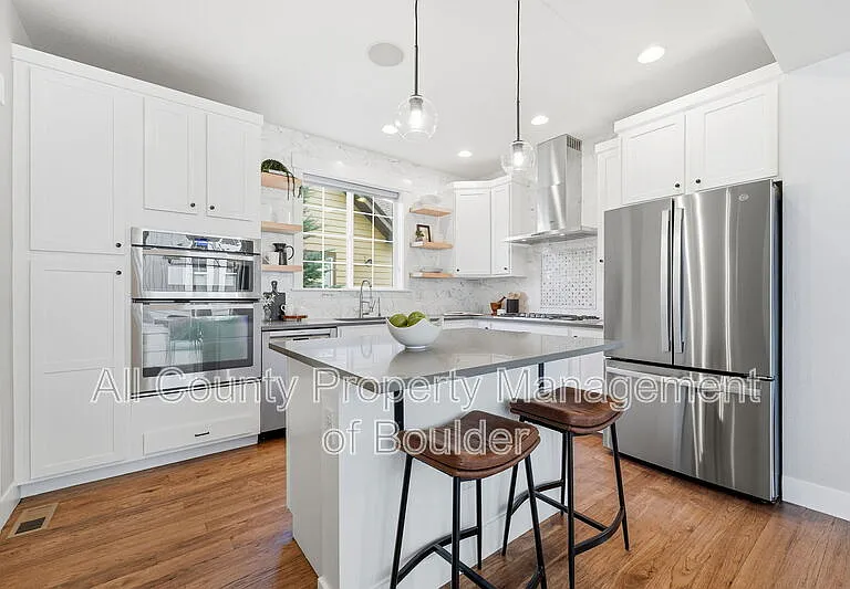 2823 Clear Creek Ln — Photo 11