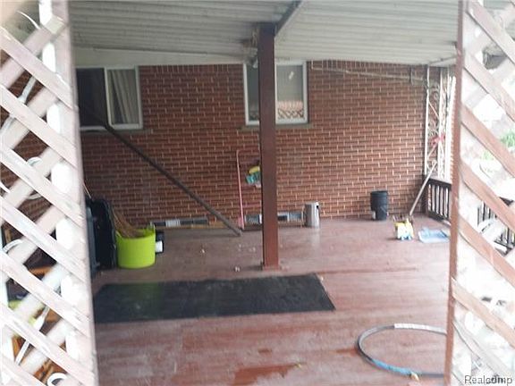 3rd image of 24137 Blackmar Ave