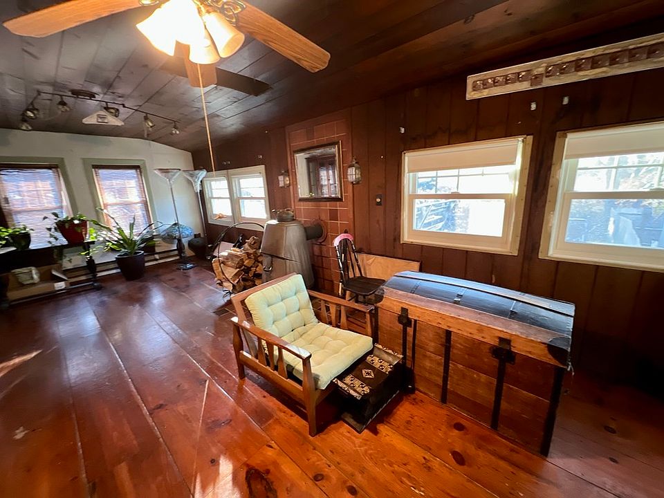 69 Newfield St, Plymouth, MA 02360 Zillow