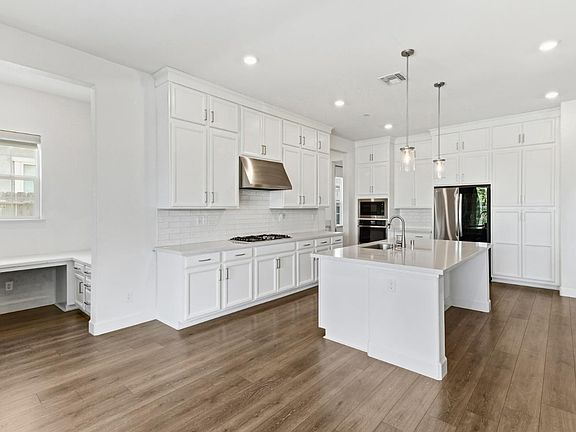 4th image of 7606 Afonso Way