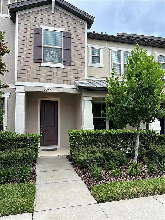 4 bed, 3.0 bath, 1825 sqft, $2,400 — Photo 1