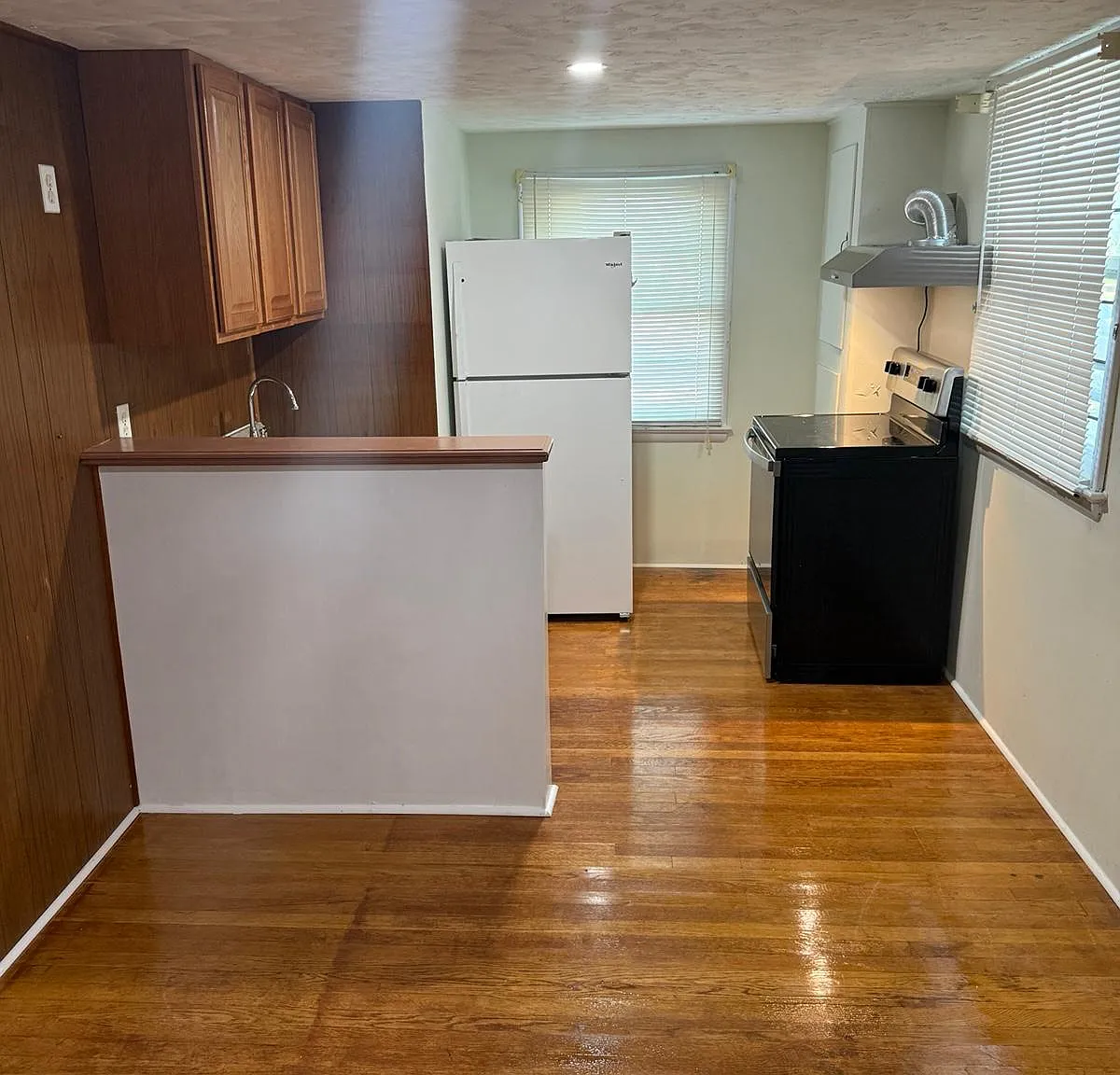 1 bed, 1910 sqft, $1,500 — Photo 4