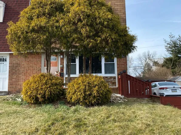 1022 Foster St, Philadelphia, PA 19116