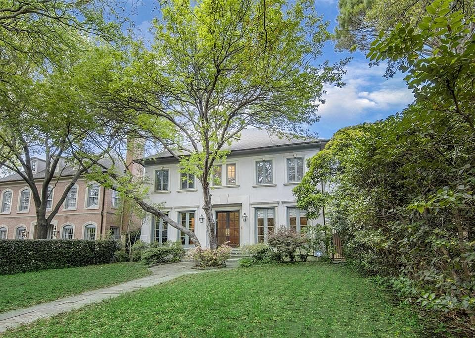 1st image of 3712 Normandy Ave