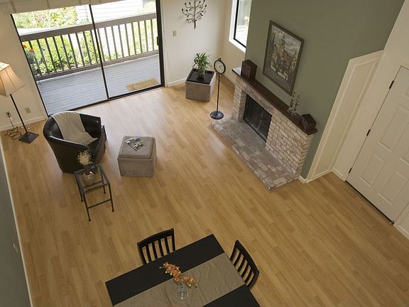 living/dining combo